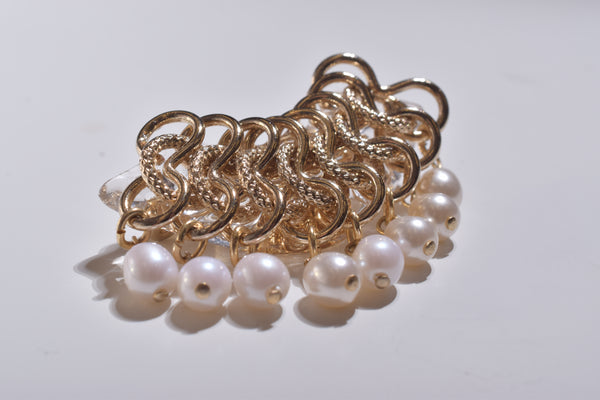FRINGE PEARL BROOCH