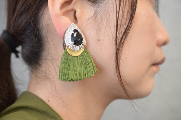 FRINGE STONE EARRING