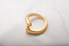CURVED RING