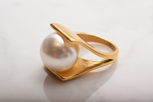 BIG PEARL RING