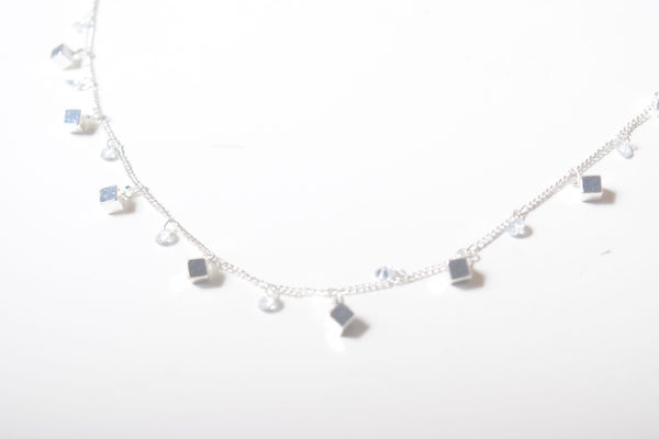 CUBE CRYSTAL NECKLACE