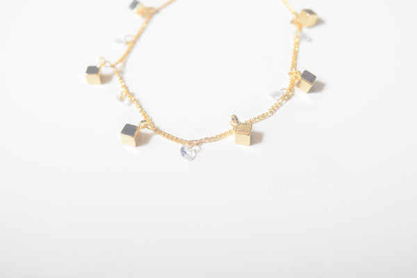 CUBE CRYSTAL BRACELET