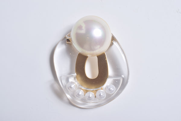 PEARL PEARL BROOCH