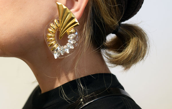 COQUETTE EARRING