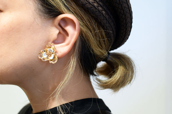 CLEAR FLOWER MINI EARRING/PIERCE