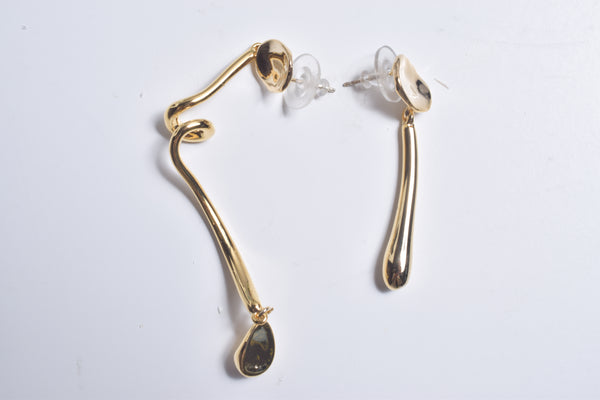 CURVE EARRING/PIERCE