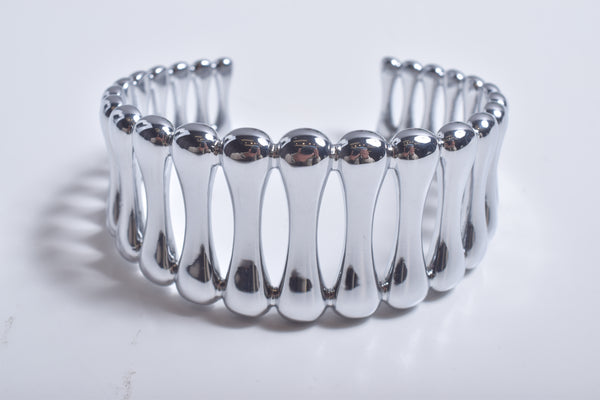 HOLLOW OUT BRACELET