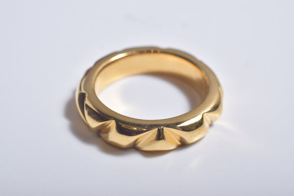CONCAVE RING
