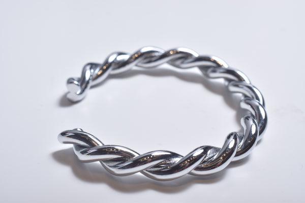 BRAIDED BRACELET