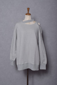 ASYMMETRY OPEN SHOULDER LONG SLEEVE URAKE PULLOVER