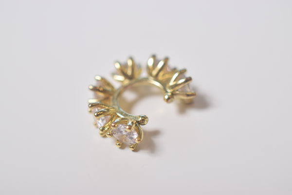 RHINESTONE ROUND EARCUFF