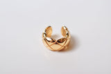 QUILTED GLOW EARCUFF