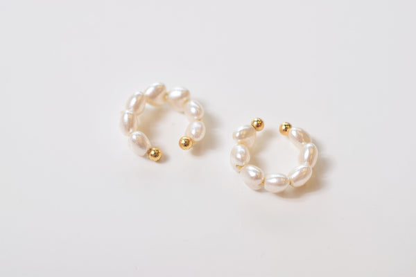 BAROQUE PEARL EARCUFF
