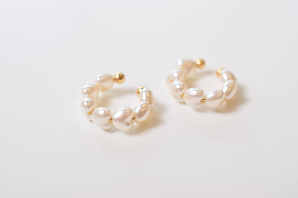 BAROQUE PEARL EARCUFF