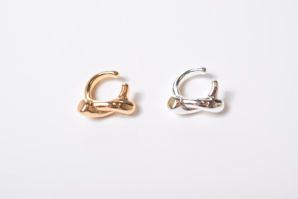 TWIST CURVE EARCUFF
