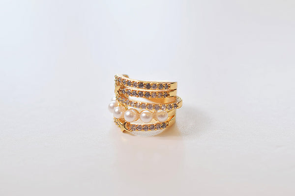 STAR PEARL ZIRCONIA EARCUFF