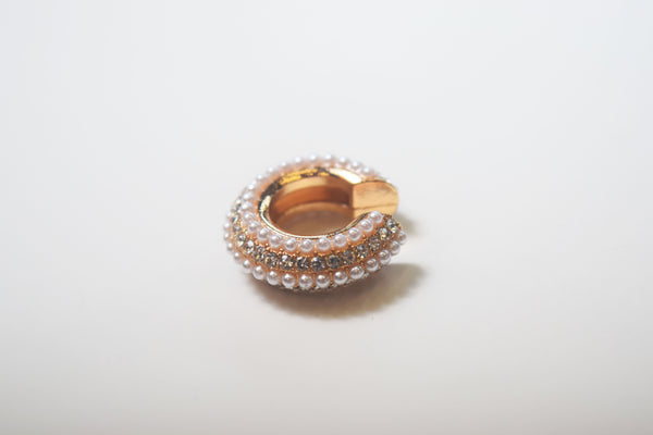 PEARL LAYER EARCUFF