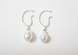 SWING PEARL EARCUFF
