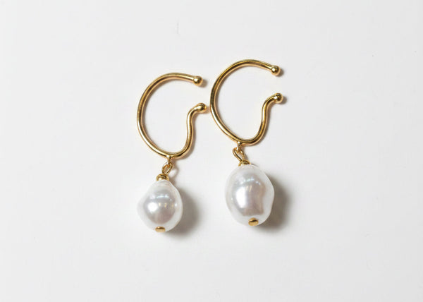 SWING PEARL EARCUFF