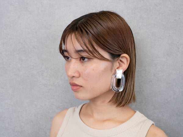 BLOCK EARRING/PIERCE