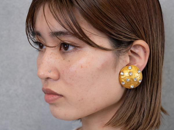 DOT EARRING