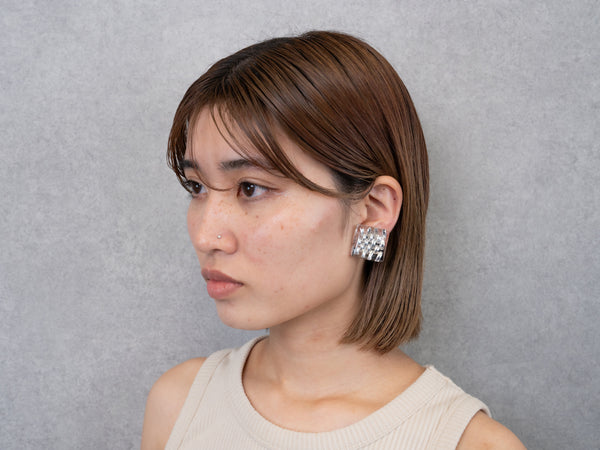 MOSAIC CHAIN EARRING/PIERCE