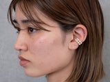 4 PEARLS TINY EARCUFF