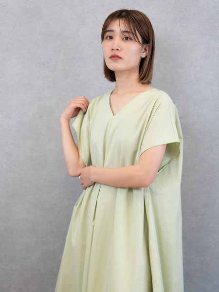 V NECK TENT LINE ONEPIECE