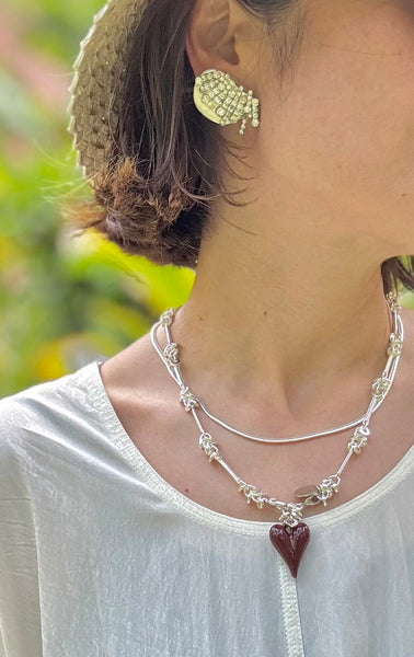 THIN HEART NECKLACE