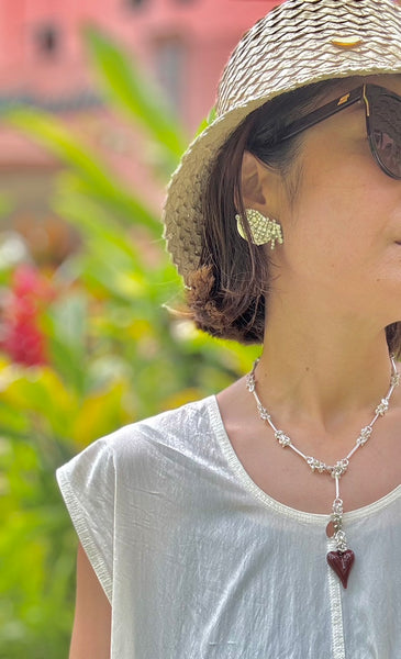 THIN HEART NECKLACE