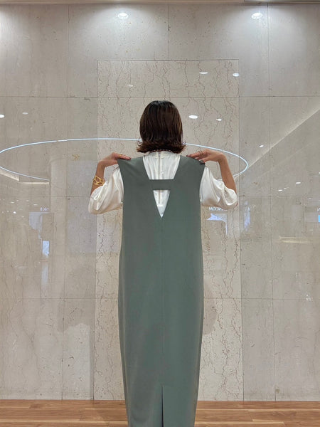 DEEP VNECK ONEPIECE