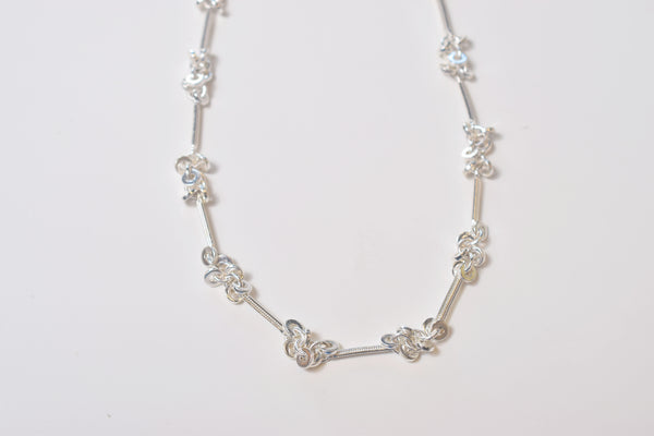 THIN HEART NECKLACE
