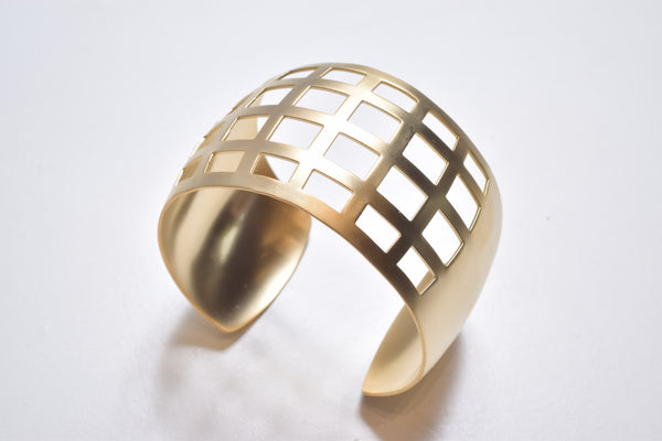 GRID BANGLE