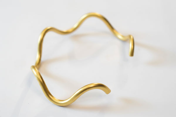 WAVE BANGLE
