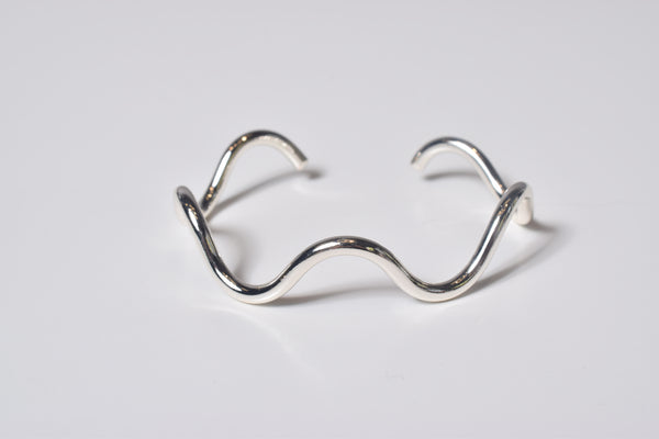 WAVE BANGLE