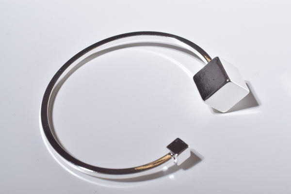 CUBE BANGLE