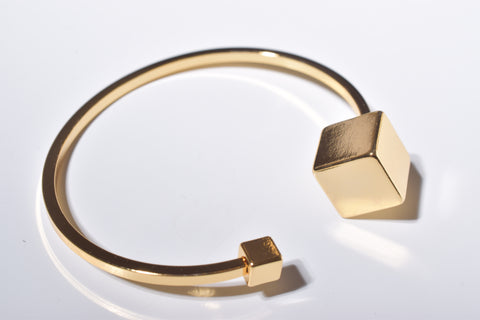 CUBE BANGLE