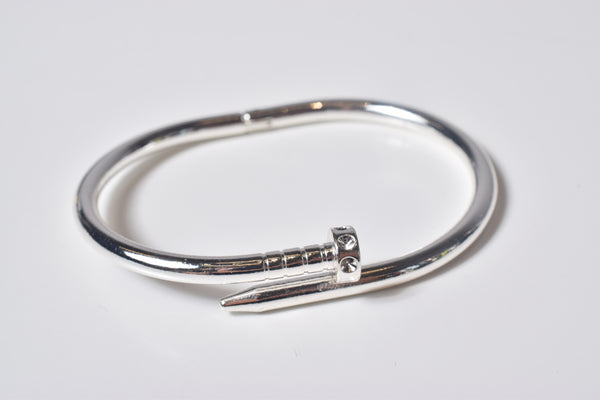 NAIL POINT BANGLE