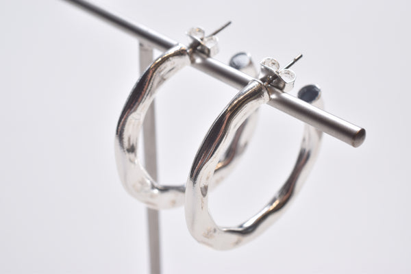 WAVE HOOP PIERCE