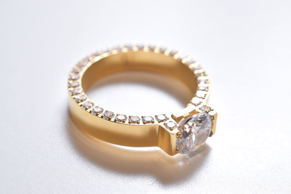 ZIRCONIA SOLITAIRE＆HALF PAVE RING