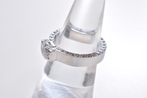 ZIRCONIA SOLITAIRE＆HALF PAVE RING