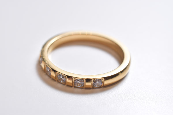 HALF ETERNITY RING