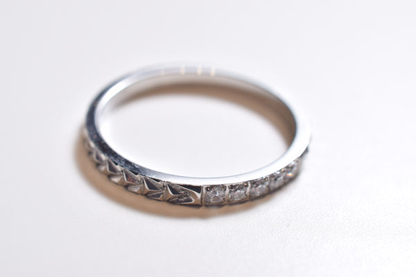 MELEE AND ARROW RING