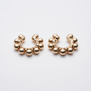 VOLUME PEARL EARCUFF