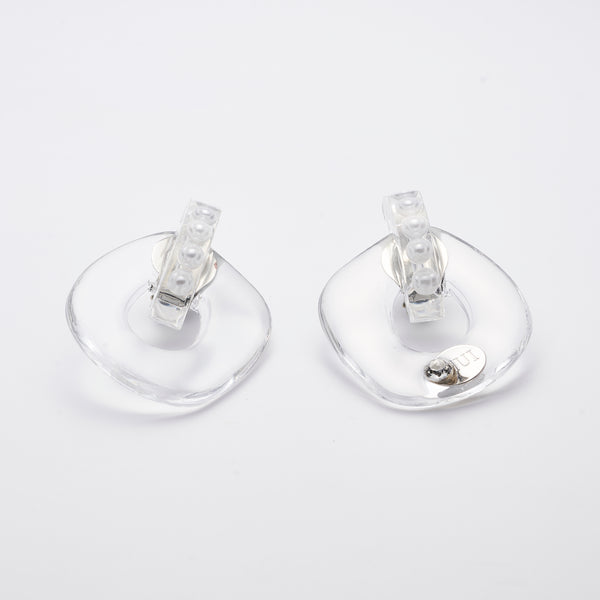 CLEAR PEARL EARRING/PIERCE