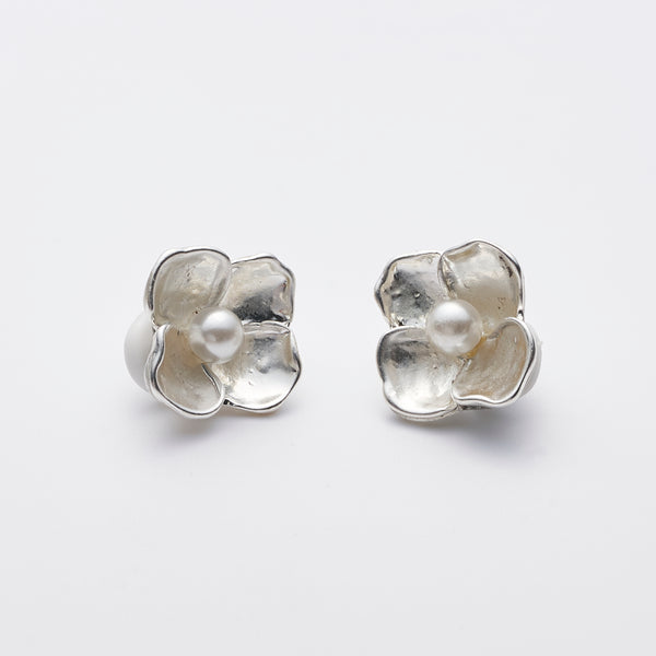 MINI FLOWER EARRING/PIERCE