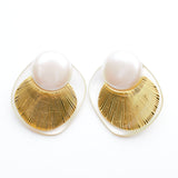 SHELL PEARL EARRING/PIERCE