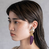 FEATHER EARRING/PIERCE