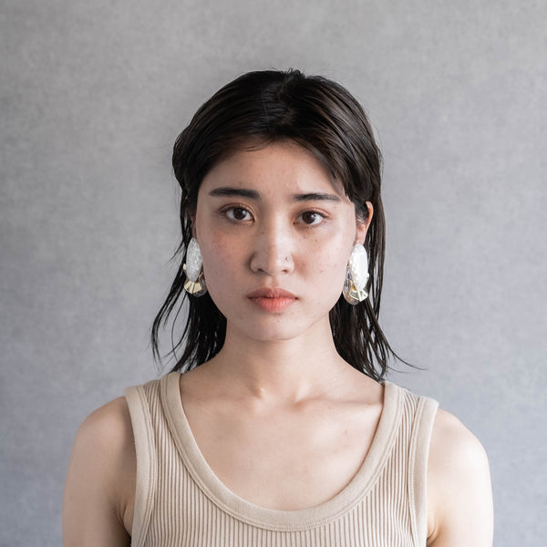 MOSAIC SHELL EARRING