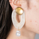 BAROQUE EARRING